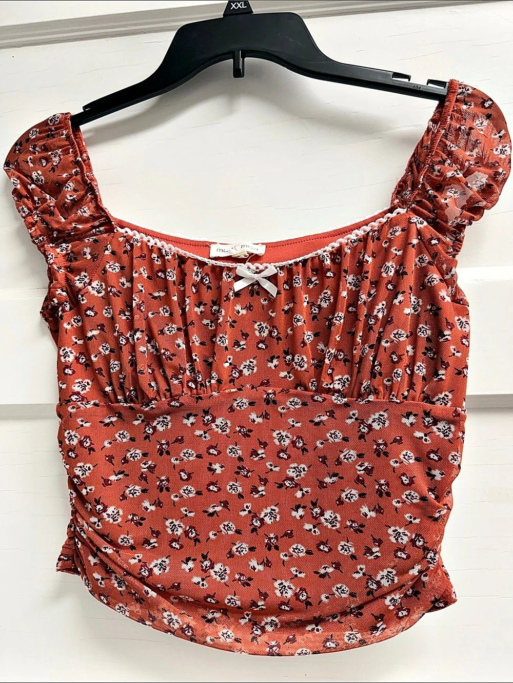 maa moa Floral Crop Top in Red & White Size M Like New